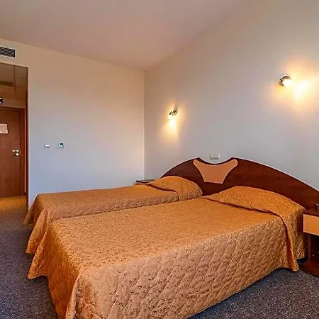 Adamo Hotel