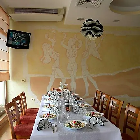 Adamo Hotel Varna